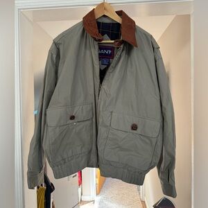 Vintage Gant NWT new old stock jacket from the 90s. Salisbury model.